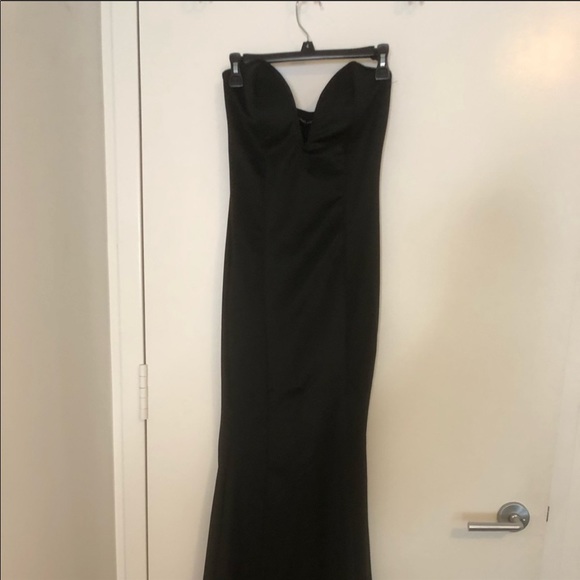 Black Strapless Fishtail Maxi Dress - Picture 5 of 6